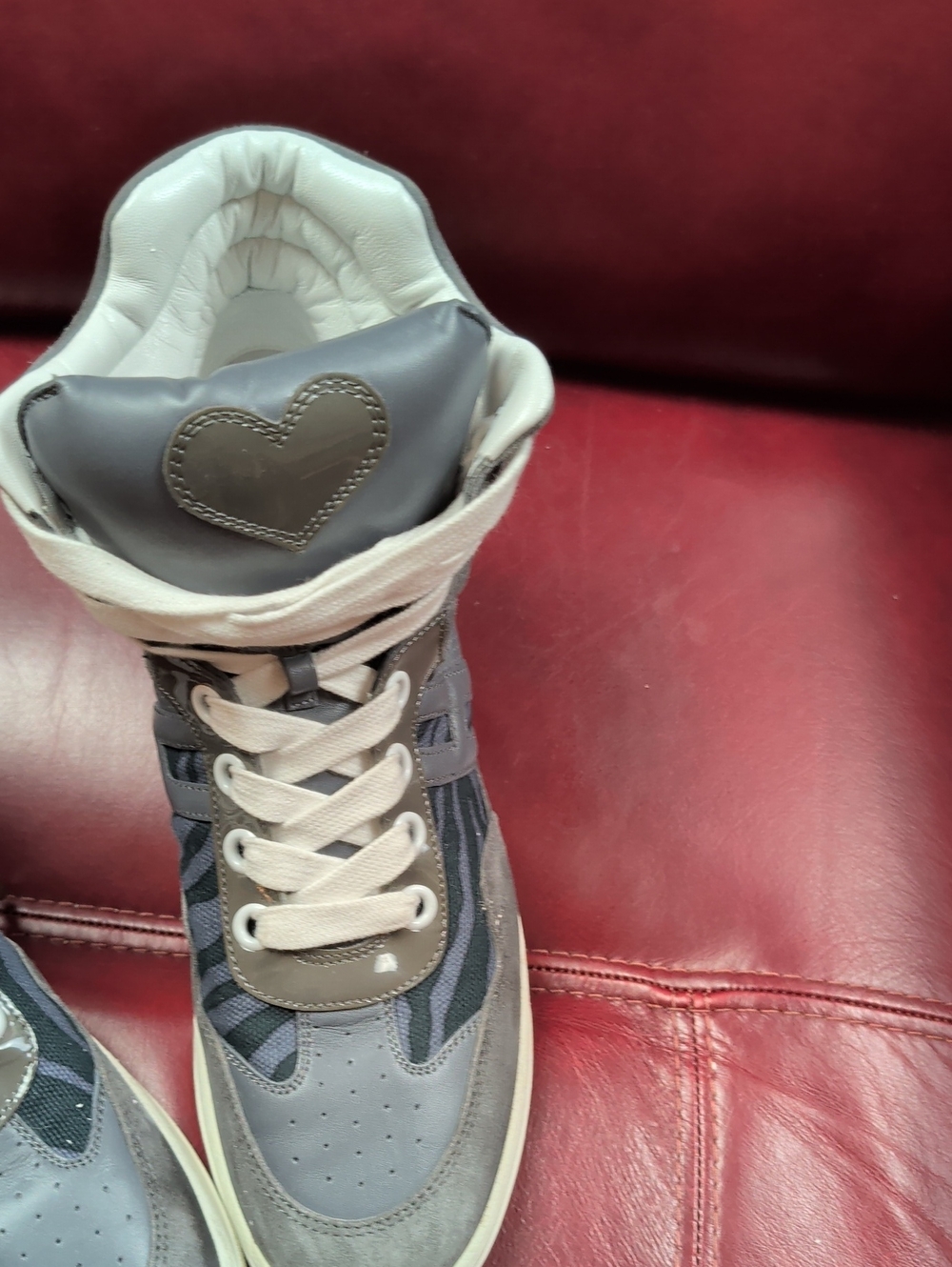 Katie Grand Loves Hogan high-top sneakers in grey heart Size 38 Women - Picture 3 of 9